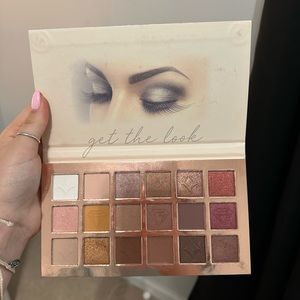 eyeshadow palette